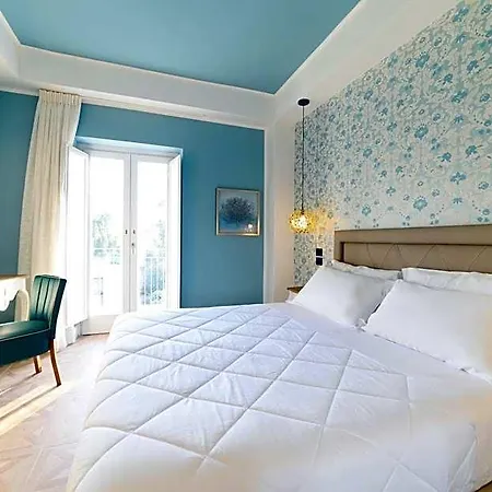 Sogaris Hotel
